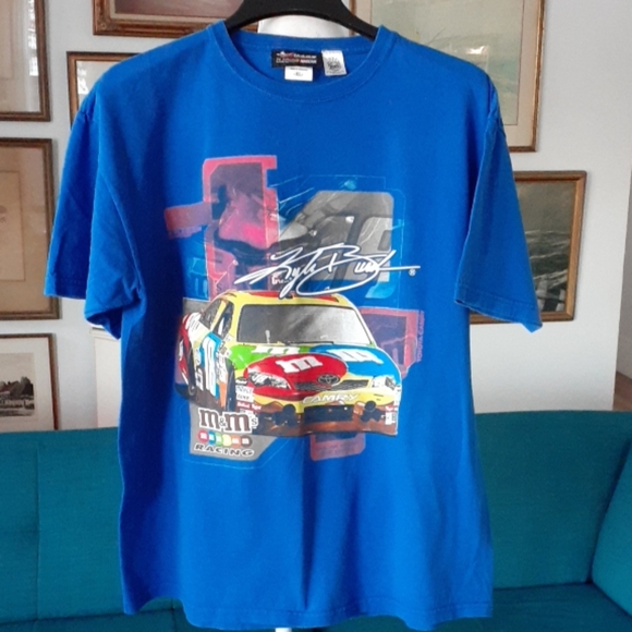 Chase Authentics Other - Kyle Busch NASCAR Tshirt